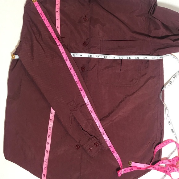 LLBean Traveler LS Wrinkle Resistant Button Down S - Picture 11 of 11